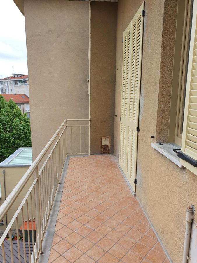Pellico Stylish Apartments Cuneo Exterior foto